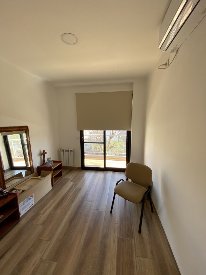 CASAS EN VENTA - EXCLUSIVA PROPIEDAD ZONA PLAZA SAENZ PEÑA