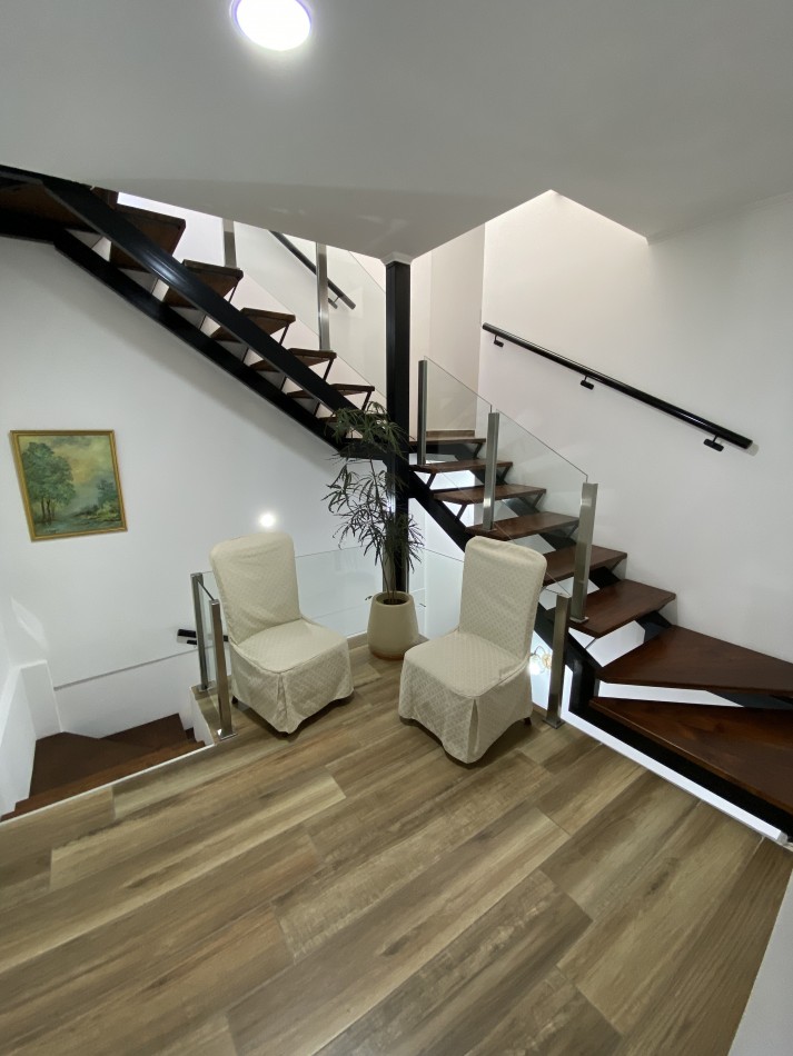 CASAS EN VENTA - EXCLUSIVA PROPIEDAD ZONA PLAZA SAENZ PEÑA
