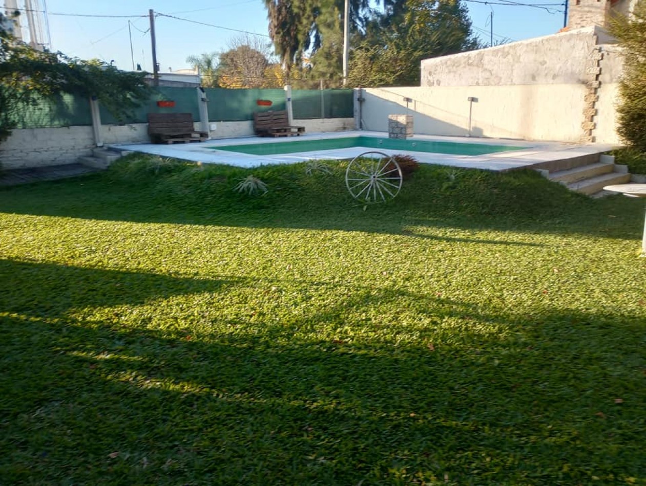 CASA QUINTA EN VENTA - SAUCE MONTRULL