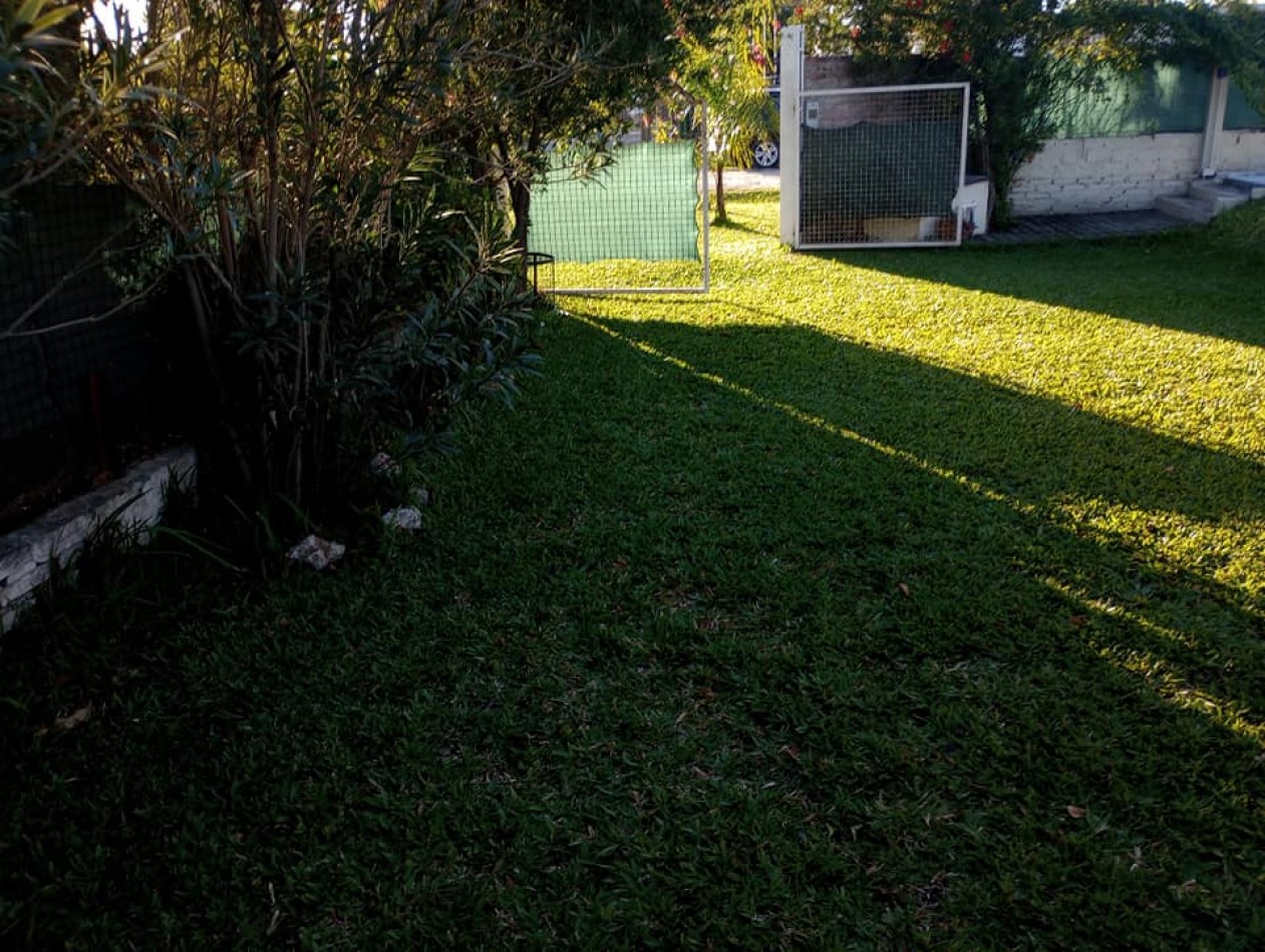 CASA QUINTA EN VENTA - SAUCE MONTRULL