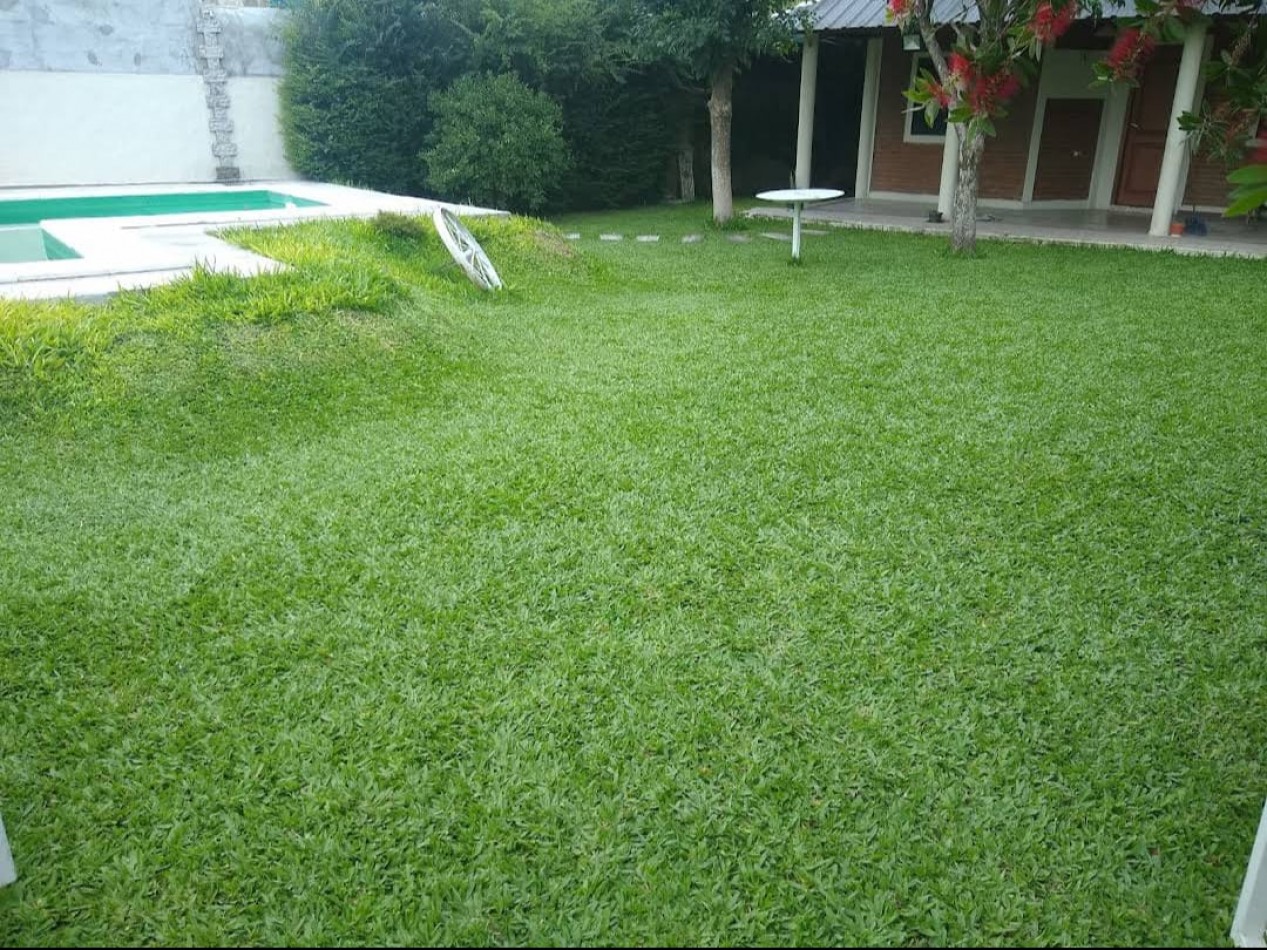 CASA QUINTA EN VENTA - SAUCE MONTRULL