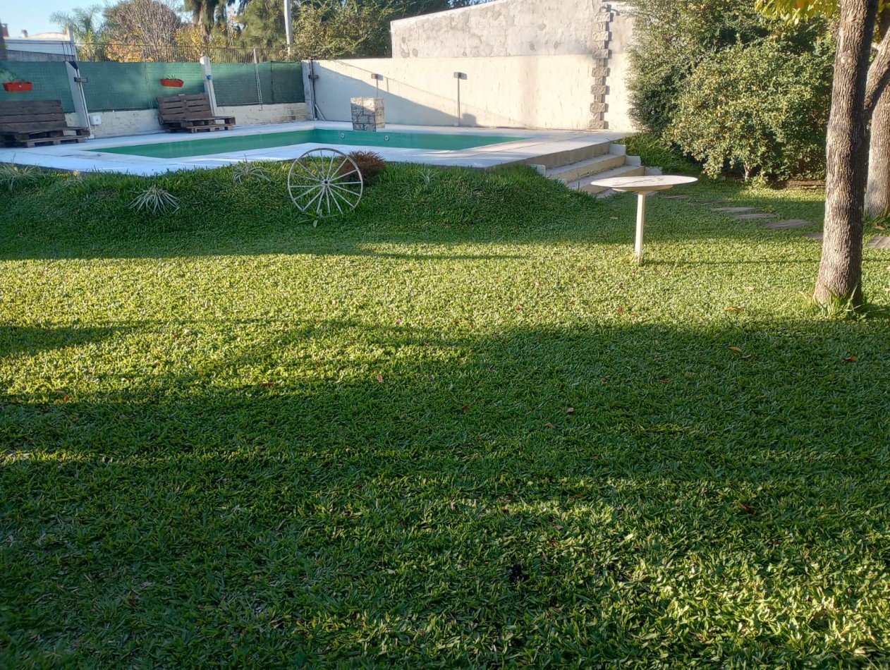 CASA QUINTA EN VENTA - SAUCE MONTRULL