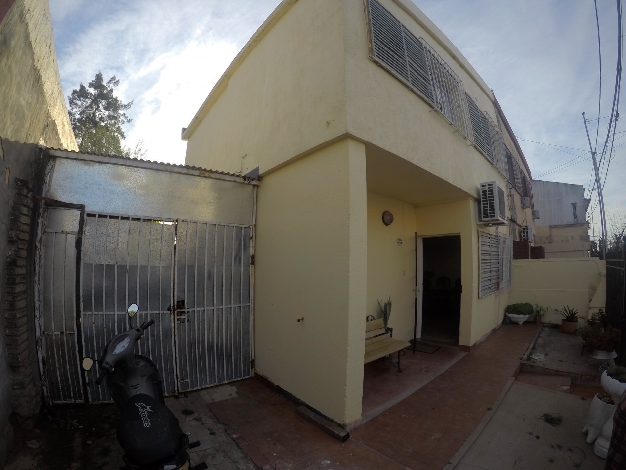 DUPLEX EN VENTA-TRES HABITACIONES