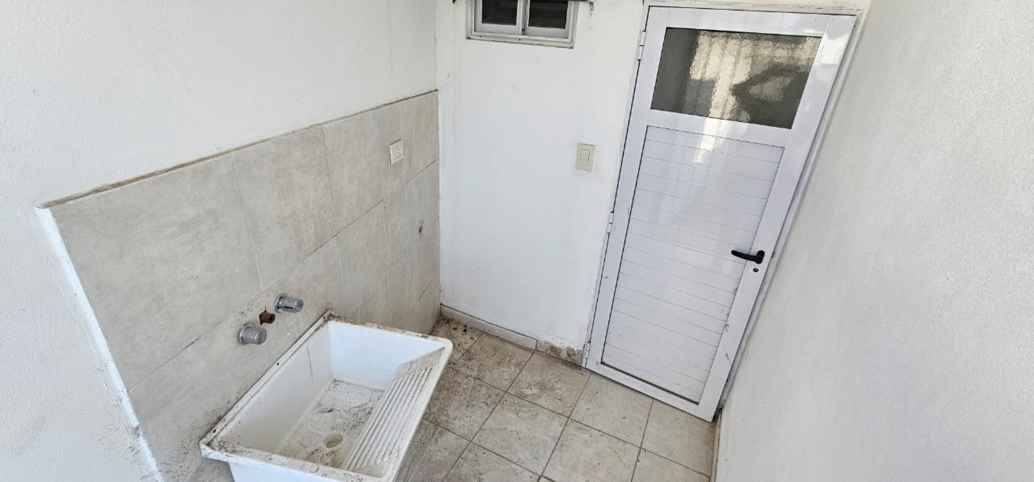 CASAS EN VENTA - OPORTUNIDAD DE INVERSION
