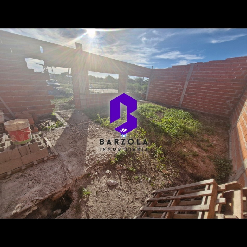 TERRENO EN VENTA CON CONSTRUCCION. SAN BENITO.