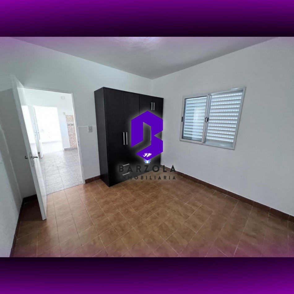 CASA EN VENTA- TRES DORMITORIOS