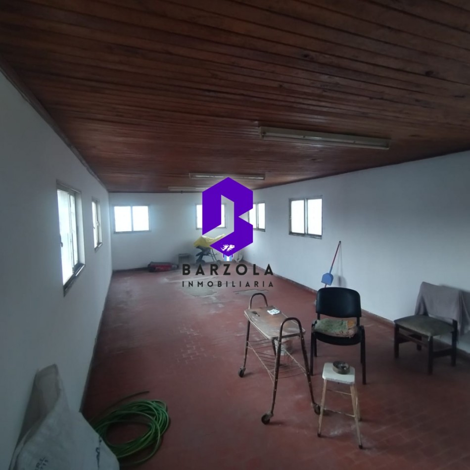 CASA INTERNA A LA VENTA 4D.