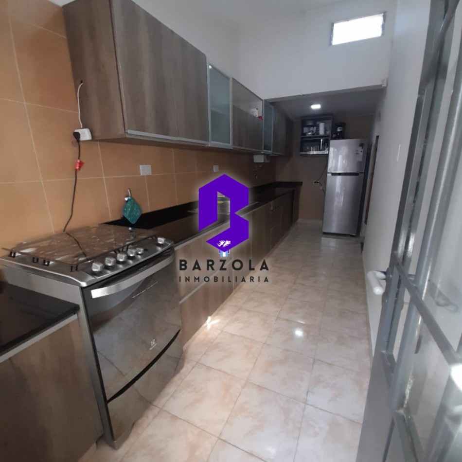 CASA 2 DORMITORIOS EN VENTA. APTA CREDITO HIPOTECARIO.