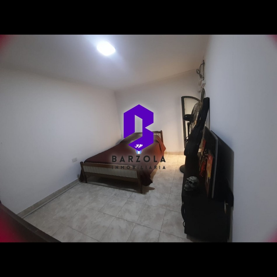 CASA 2 DORMITORIOS EN VENTA. APTA CREDITO HIPOTECARIO.