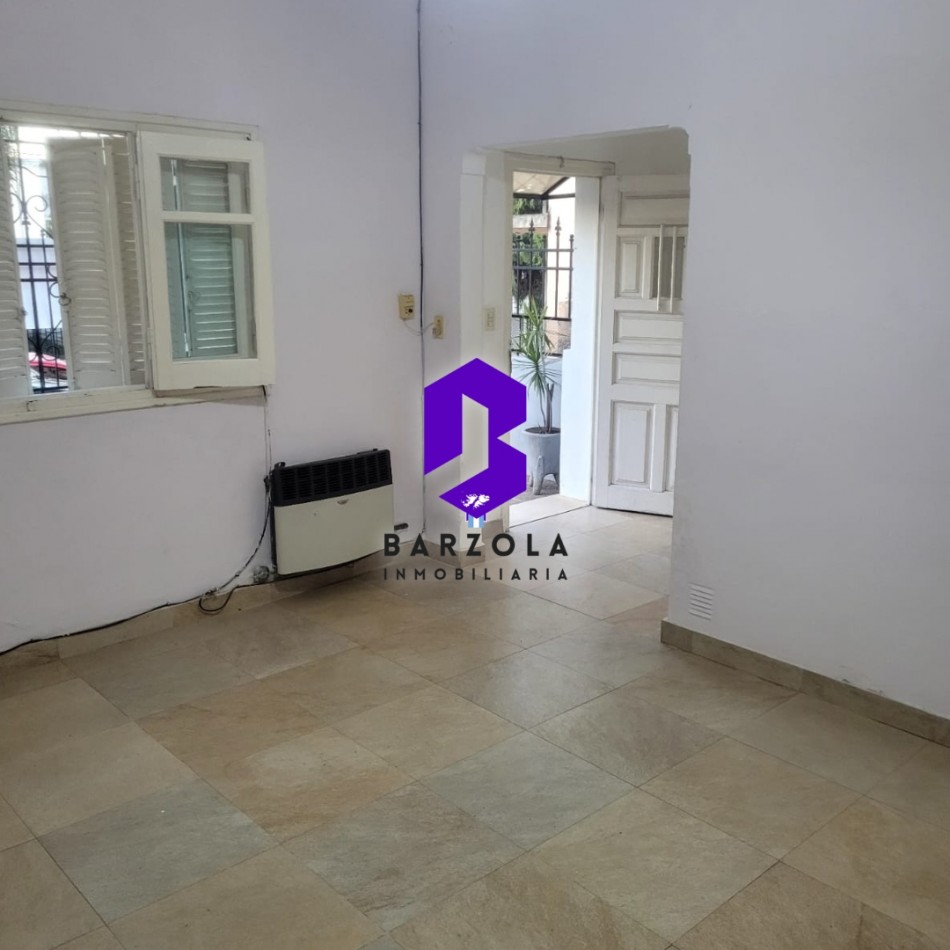 CASA 2D EN VENTA