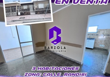 CASA EN VENTA- TRES DORMITORIOS 