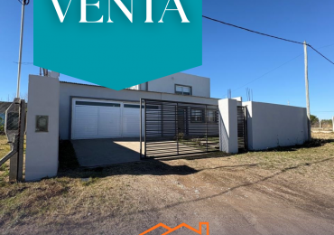 Casa en venta 3 dormitorios con piscina - Colonia Ensayo